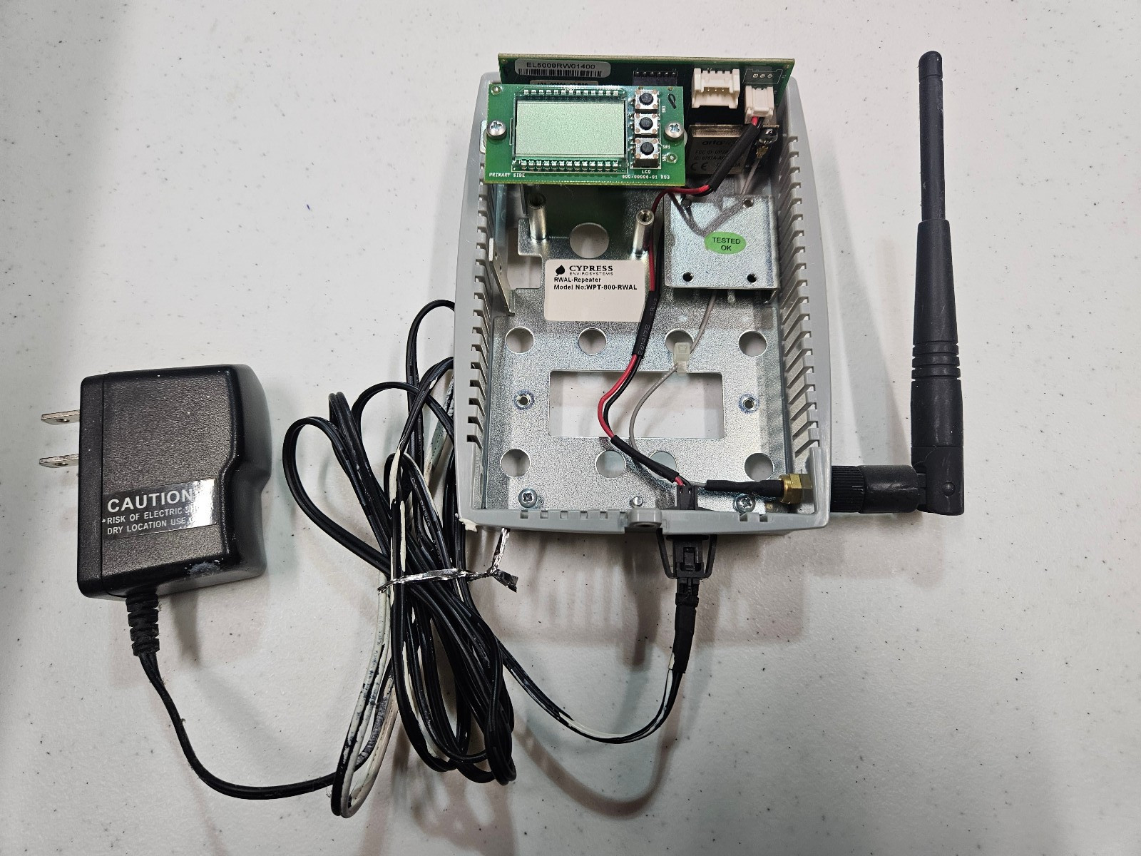 Cypress WPT-800-RWAL Wireless repeater for Pneumatic Thermostats
