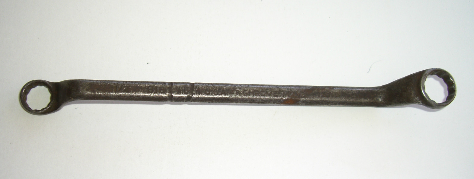 2B Chrome Molyb. ½” & 9/16” angle end Wrench, 8 7/8”