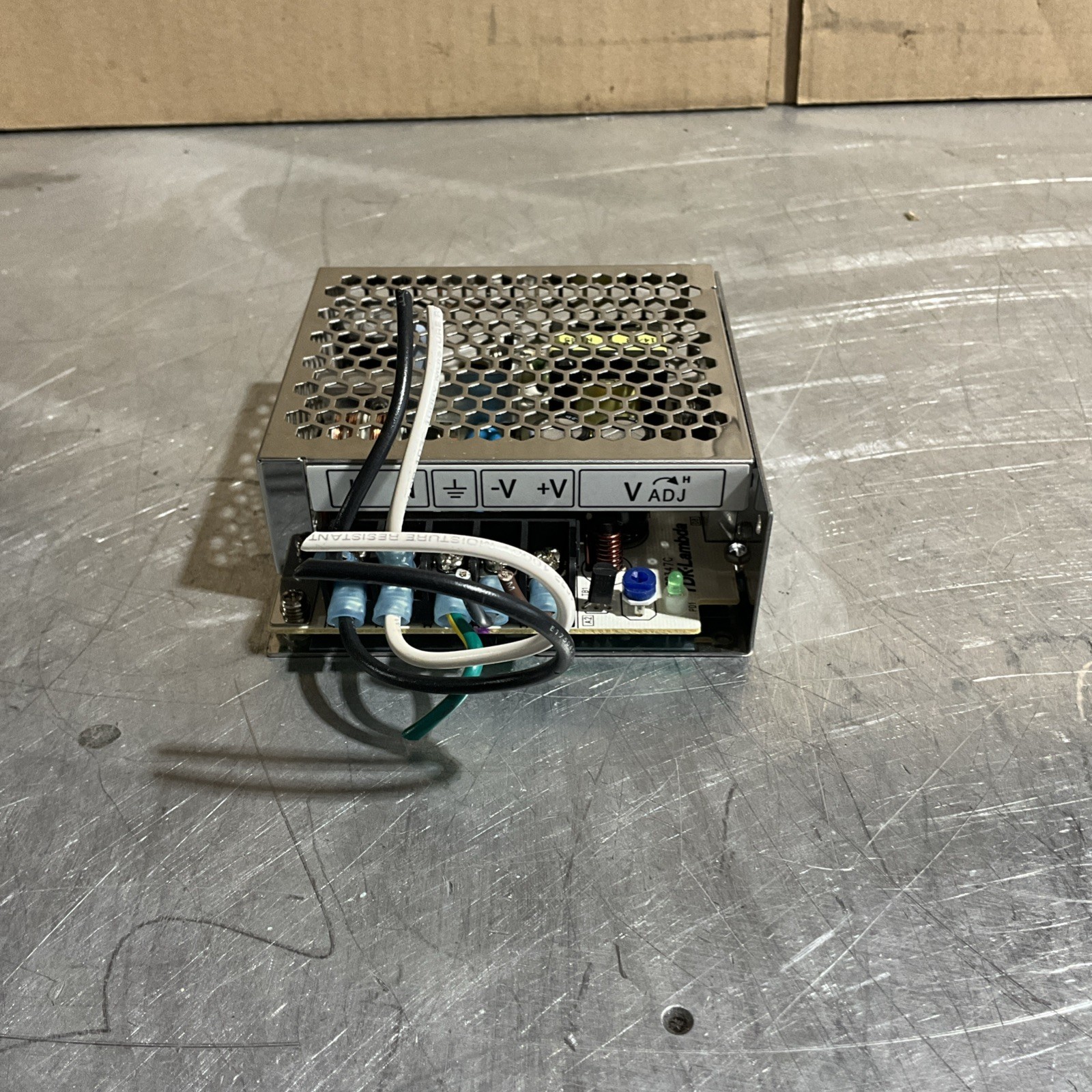 TDK-Lambda LS50-24 EHFP, Switch Mode Power Supply, (100-240 VAC, 1.3A, 50/60 Hz)