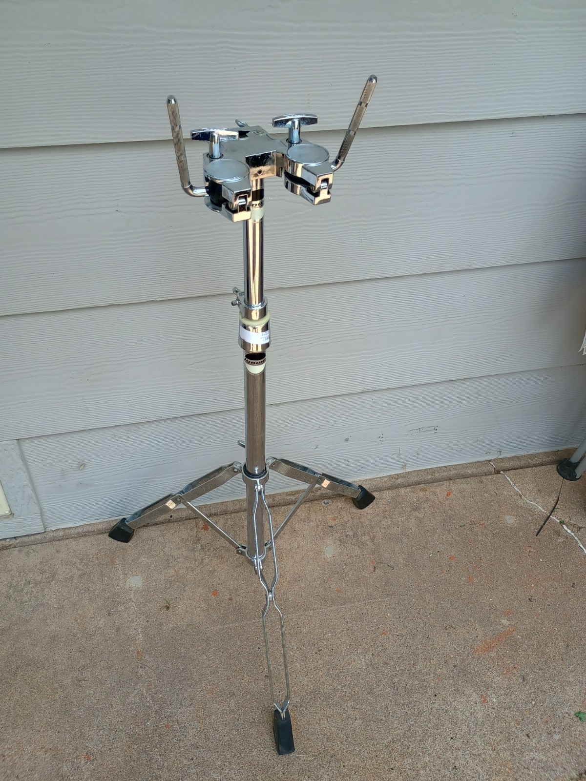VINTAGE 1980's LUDWIG ROCKER BLACK & WHITE LABEL DOUBLE TOM FLOOR STAND-NICE!