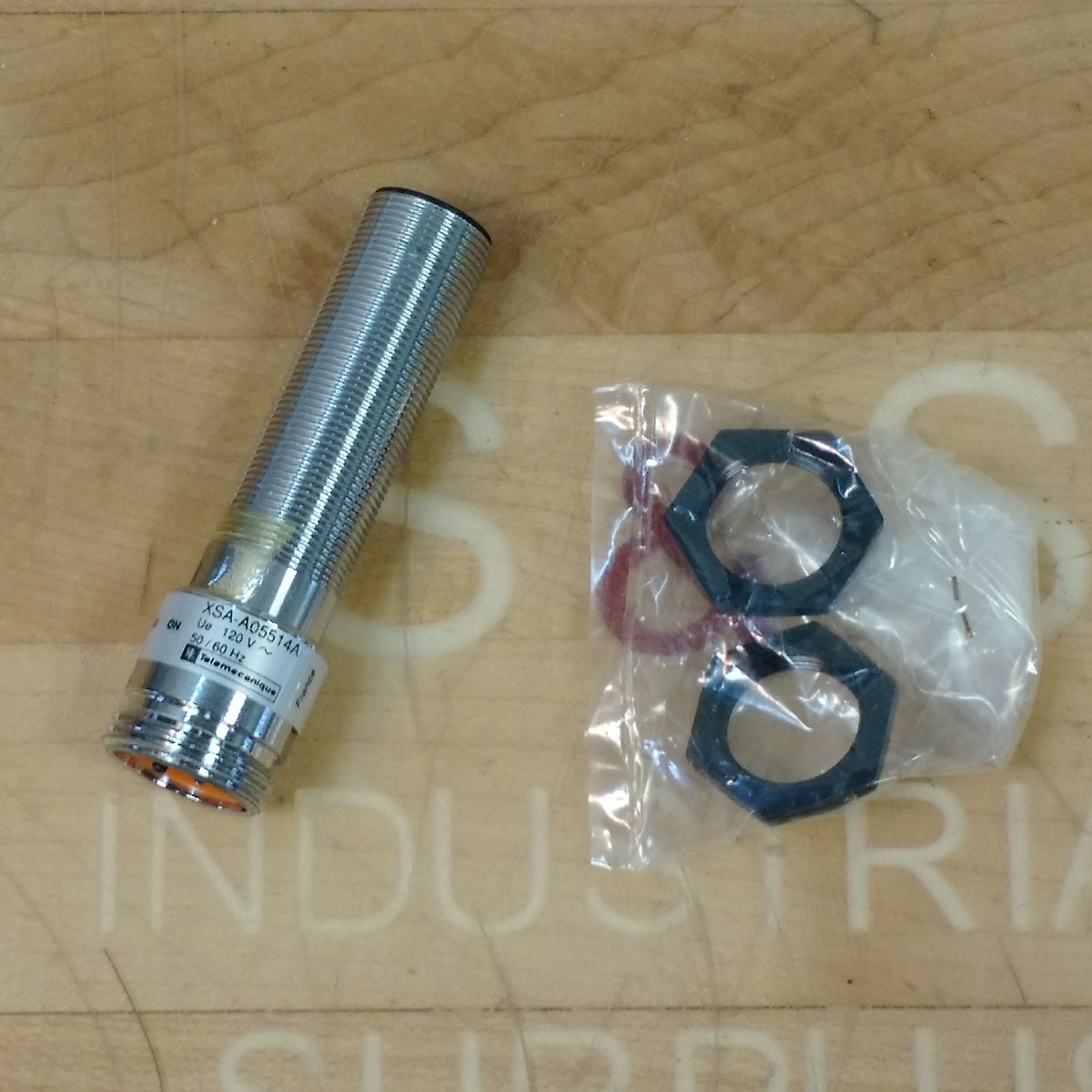 Telemecanique XSA-A05514A Inductive Proximity Switch, 120V, 60Hz - NEW
