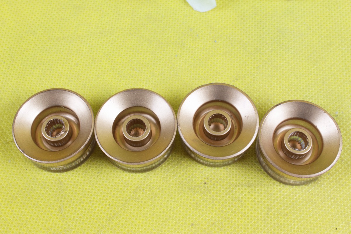 4Pcs Gold Guitar Speed Knobs Set Volume Tone for Electric Guitars
