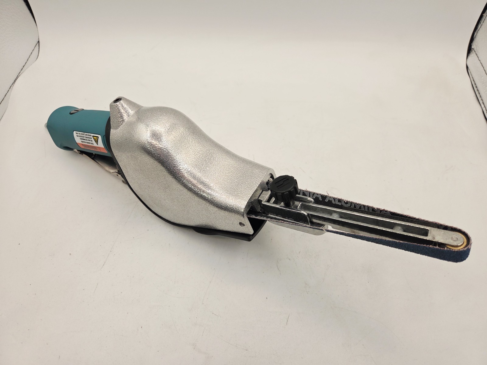 Dynabrade Dynafile 14000 Straight Line Abrasive Belt Tool