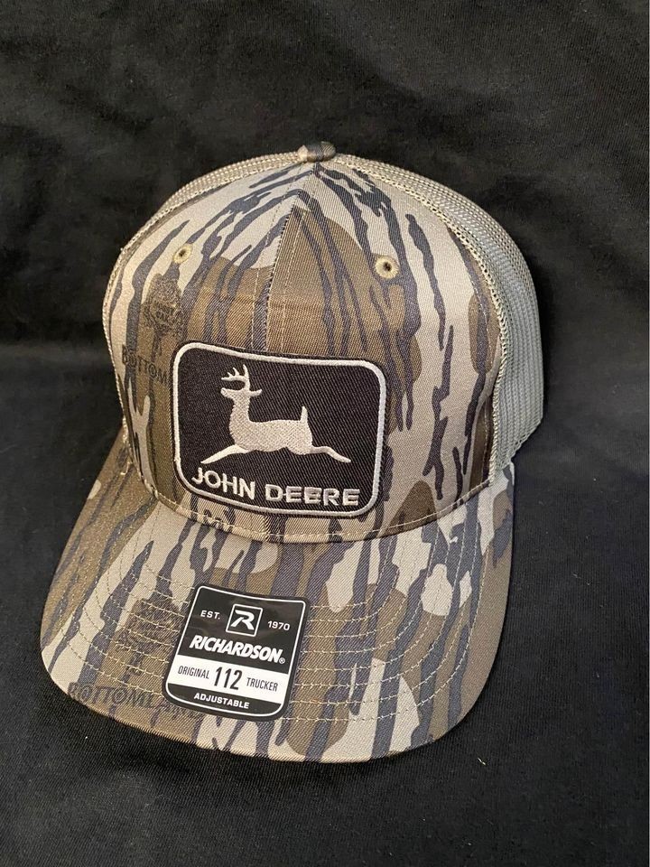 John Deere embroidered patch Mossy Oak Bottomland Camo richardson 112 Hat