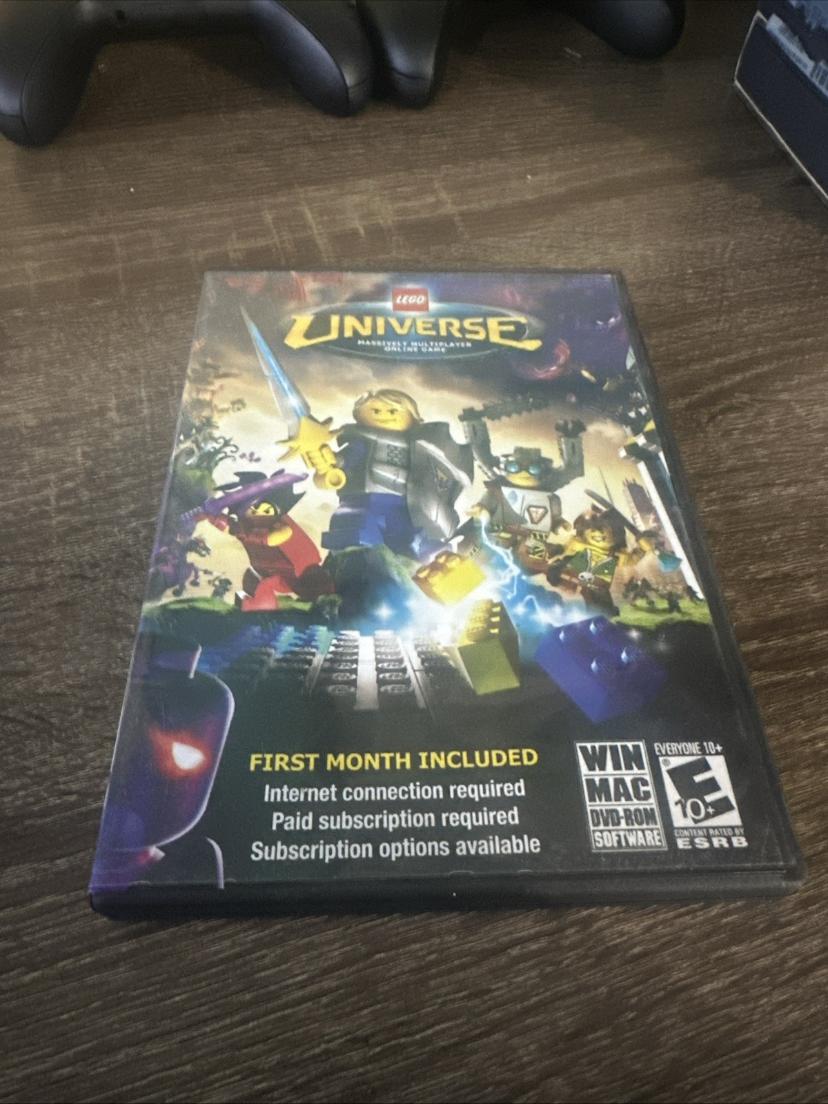 LEGO Universe CD DVD-ROM Software PC or Mac Computer Game