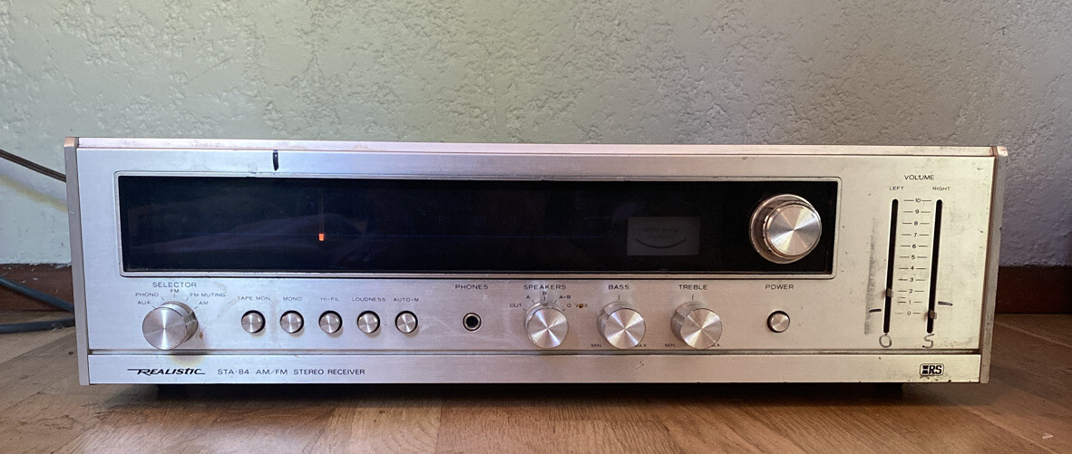 REALISTIC STA-84 AM/FM Vintage Stereo Receiver working! Display Light Burnt Out