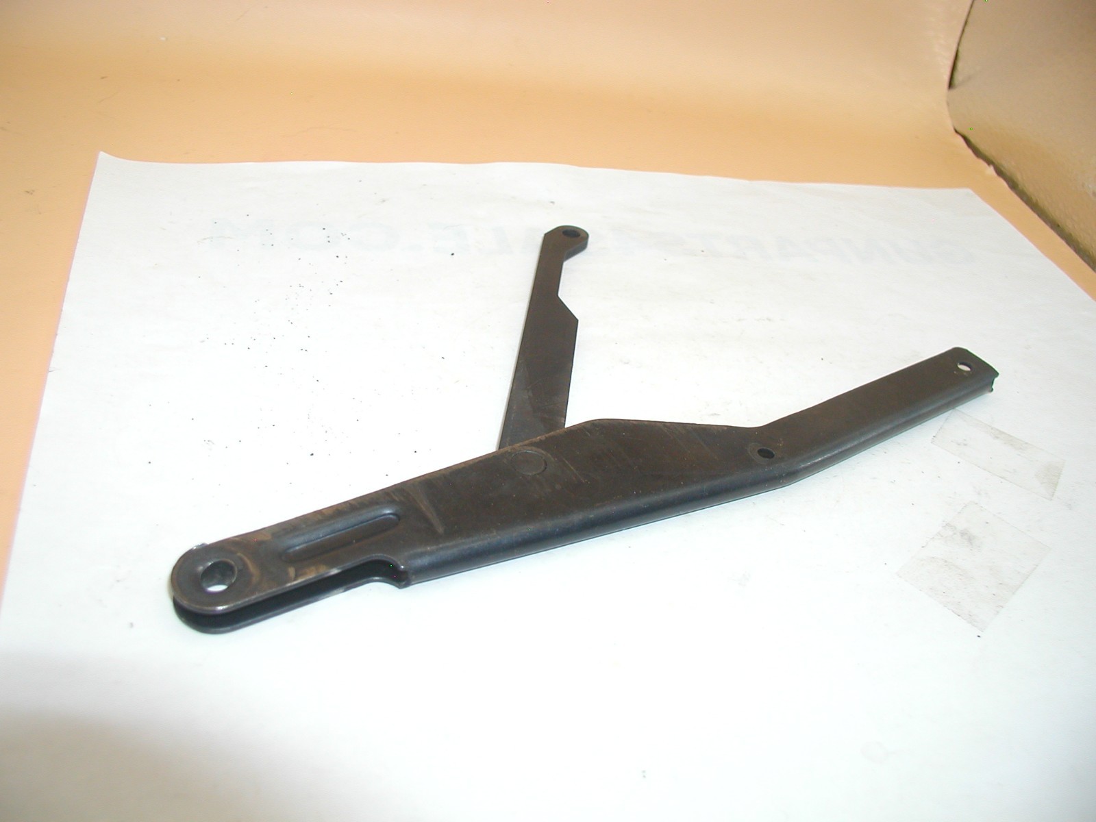 Crosman 66C Powermaster - Lever Link Assembly