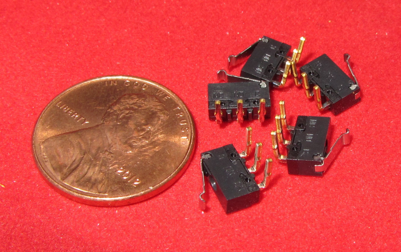5 x Panasonic AV4 Microswitch 30VDC 500mA Sub Miniature Roller Lever SPDT TINY K