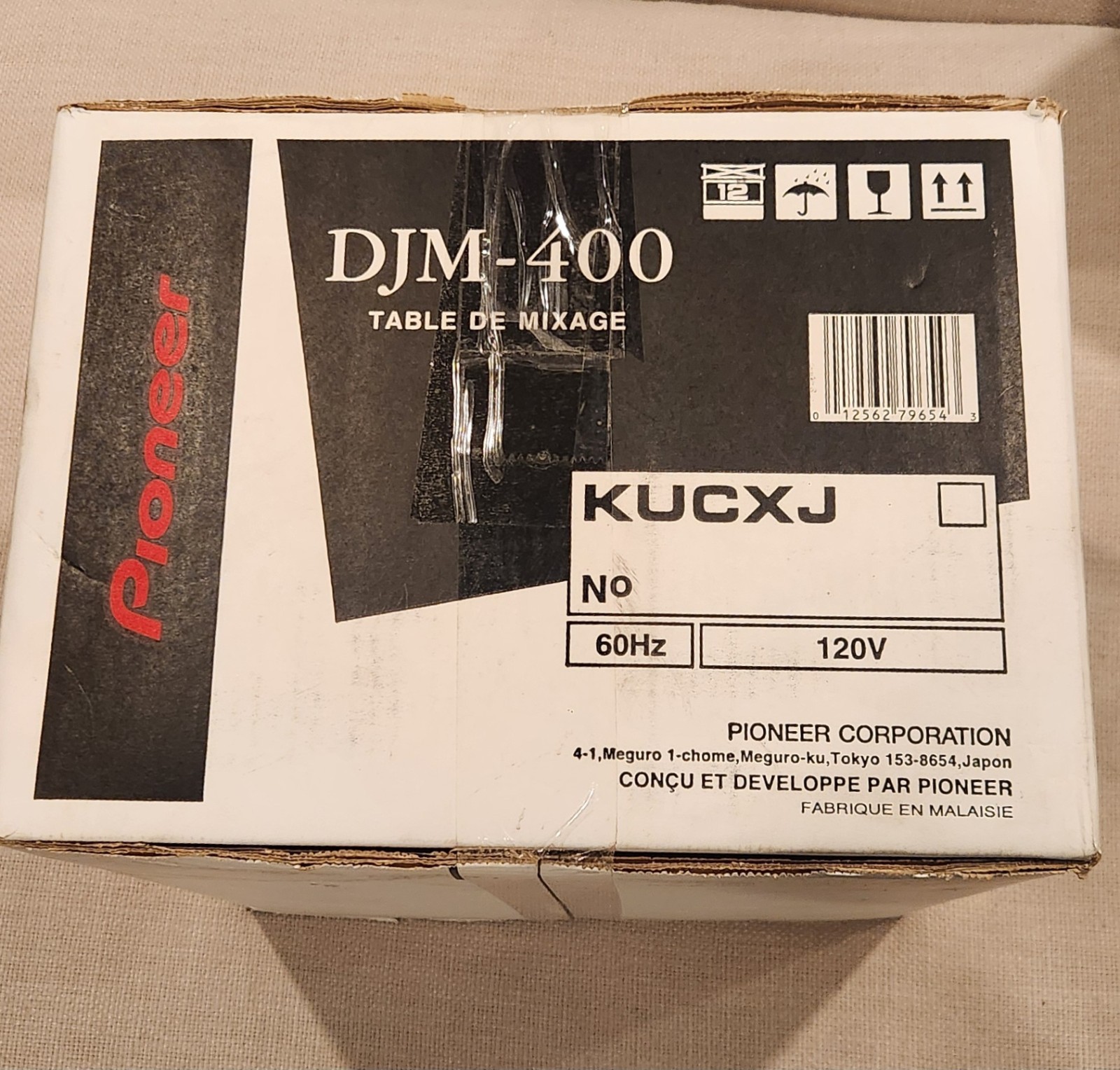 Pioneer DJM-400 mixer, a 2-channel professional DJ mixer.