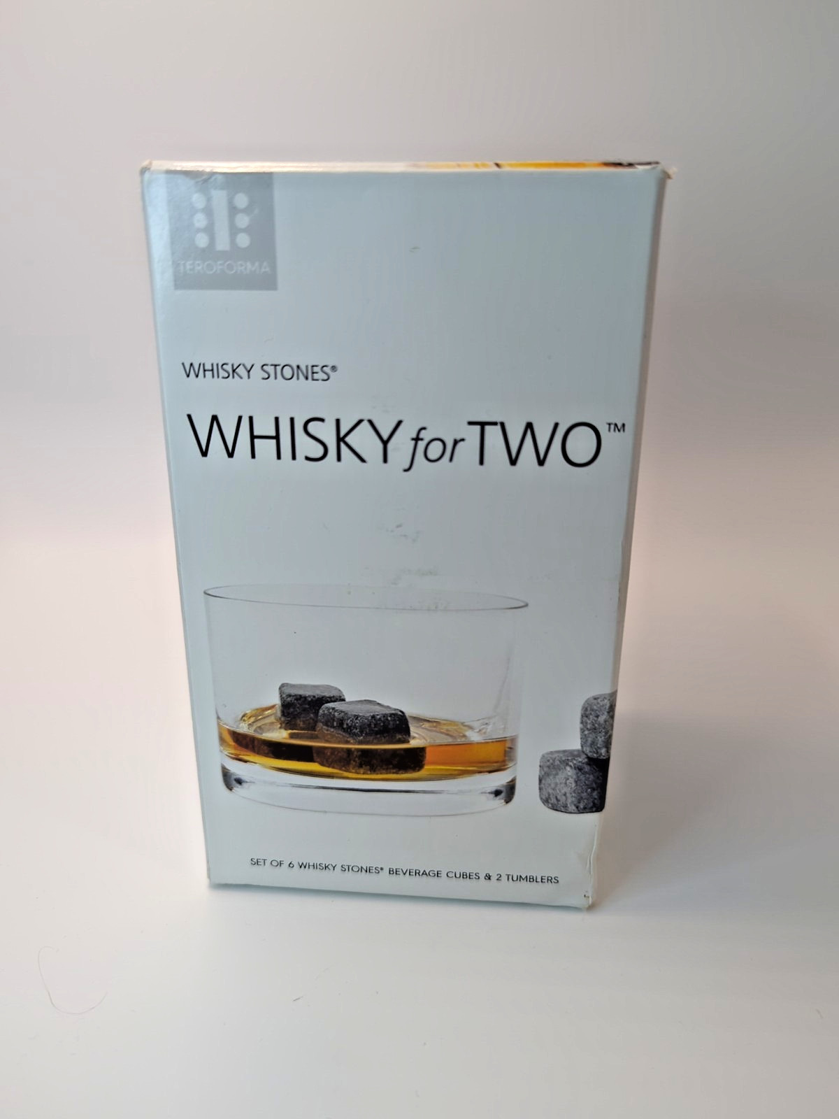 Whisky Gift Box Set 6 Reusable Ice Cube Stones With 2 Tumbler Glasses NIB