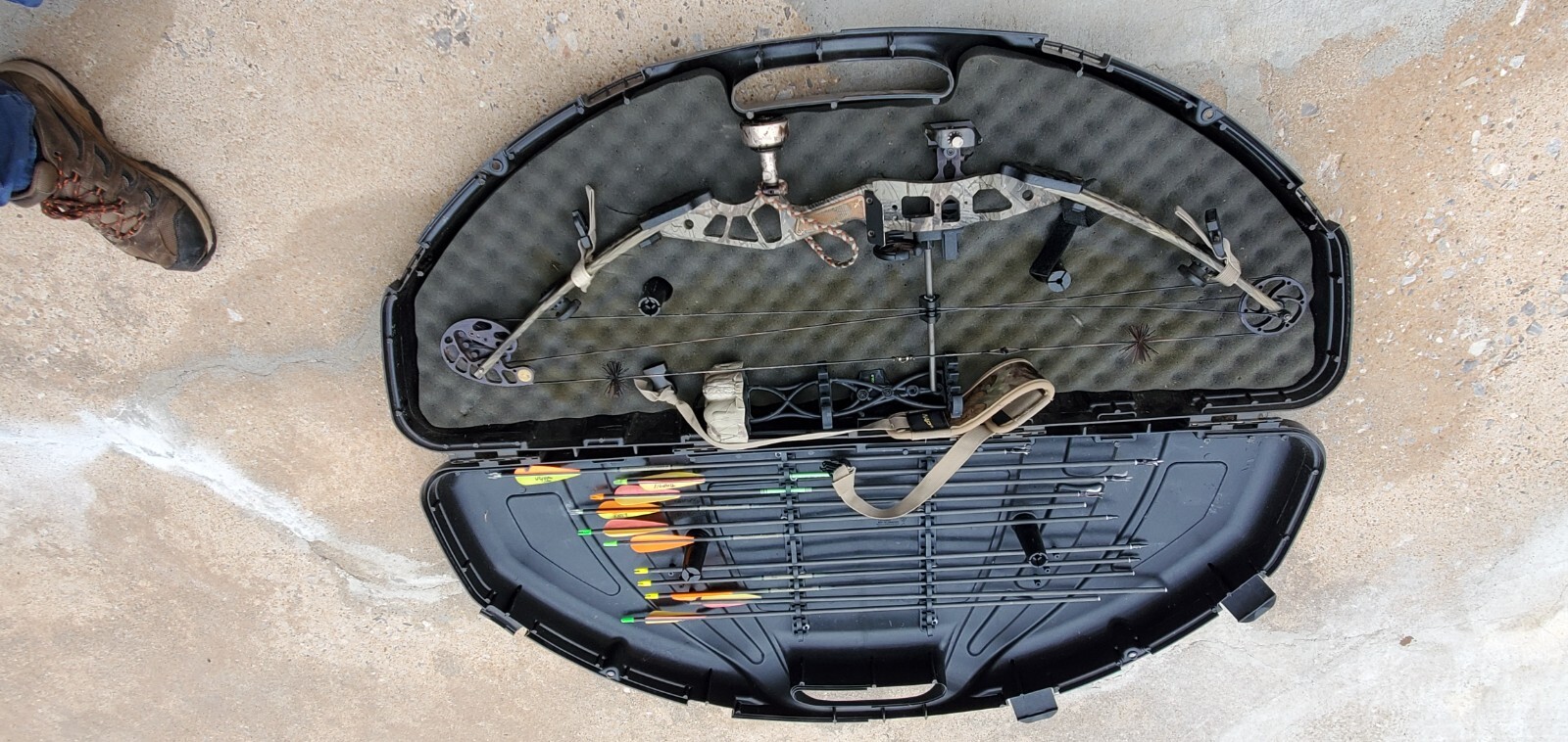 Alpine Stealth Force Compound Bow