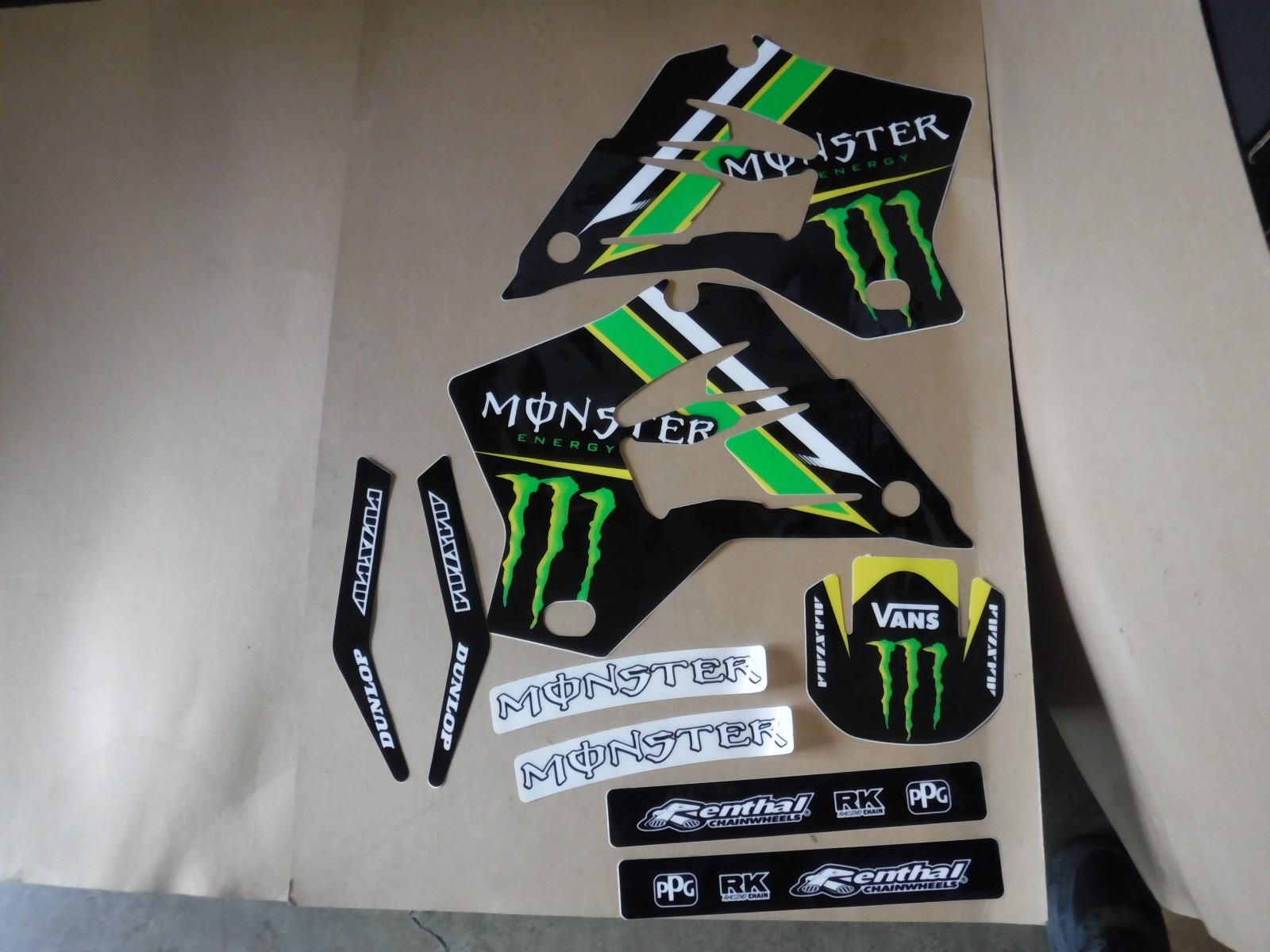 TEAM Kawasaki  graphics  KDX200 KDX220   1995 1996 1997 1998 1999 2000 2001 2002