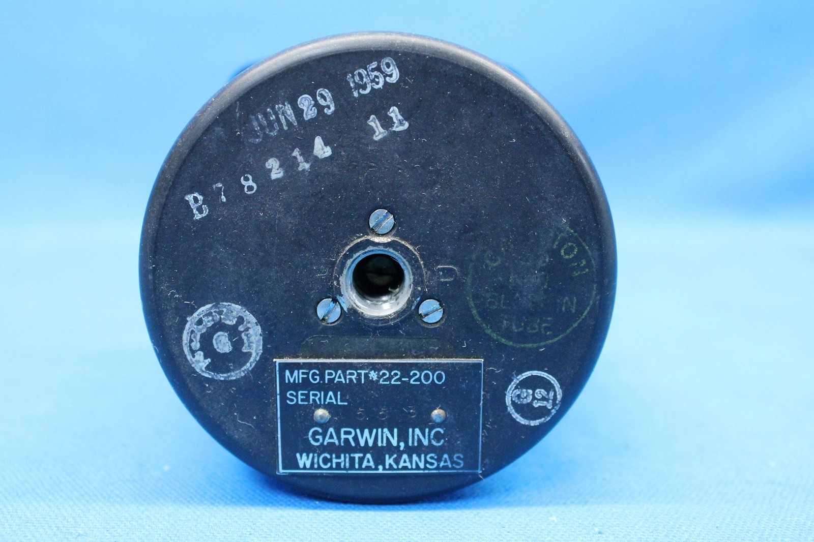 Garwin Beechcraft Vertical Speed Indicator P/N: 22-200 (23615)