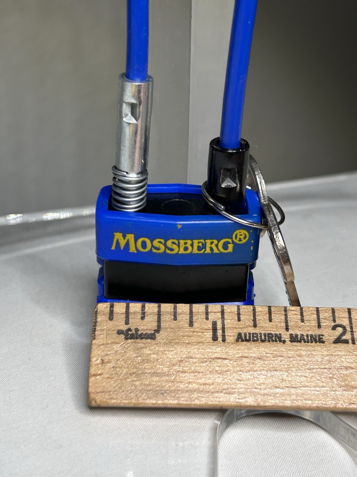 NEW Mossberg Cablelock Gun Lock with 2 keys Padlock ~ Taiwan