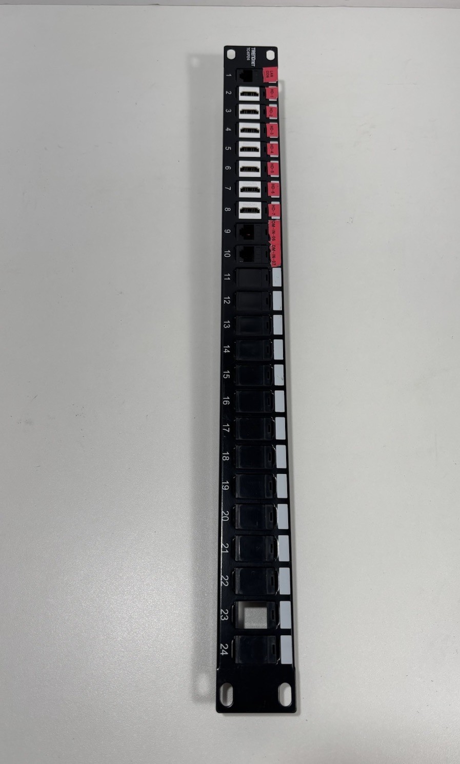 TRENDnet TC-P24C6 24-Port Cat 6 Rack Mount Patch Panel