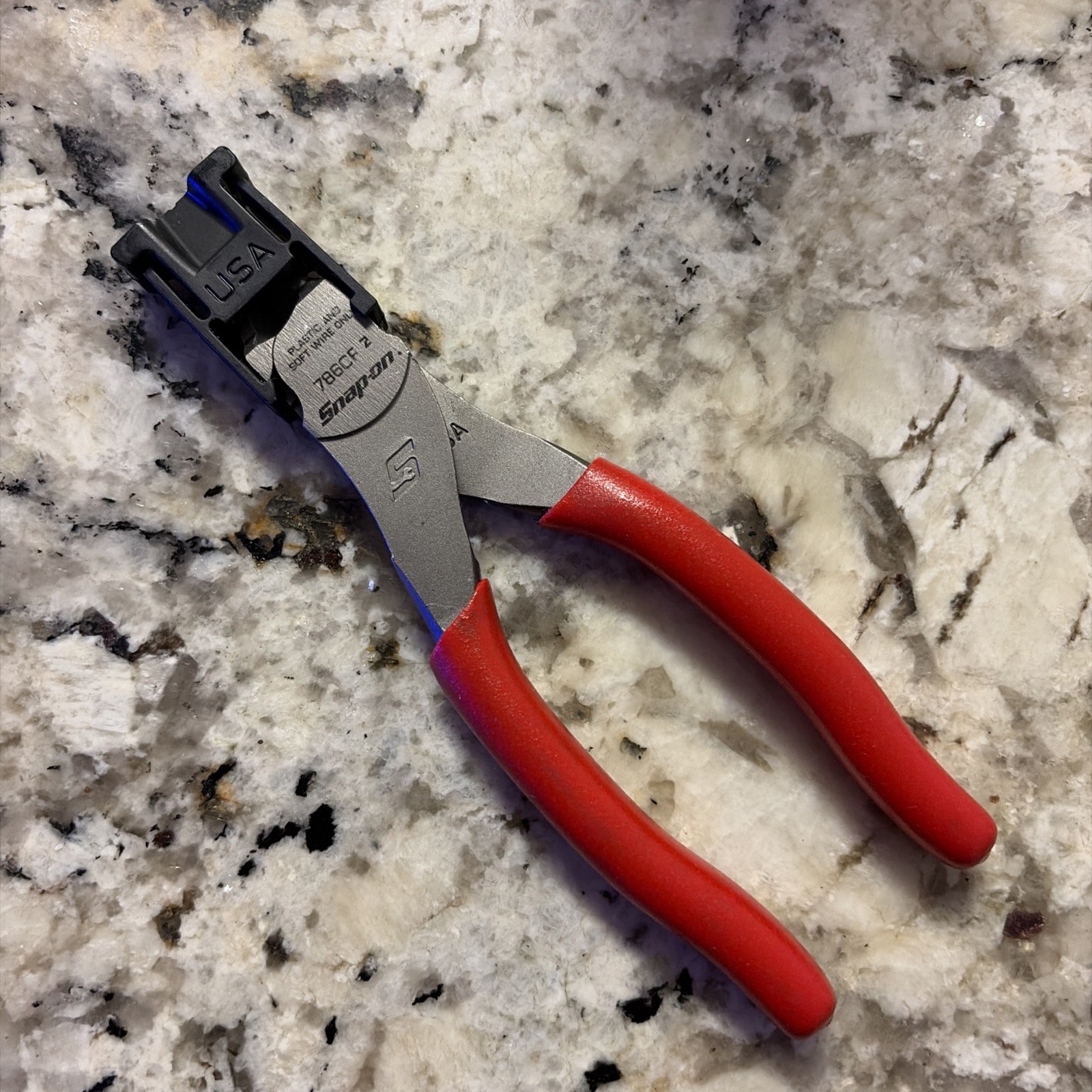 Snap-On 786CF 6 Diagonal Flush-Cut Pliers Red Soft Grip USA Made
