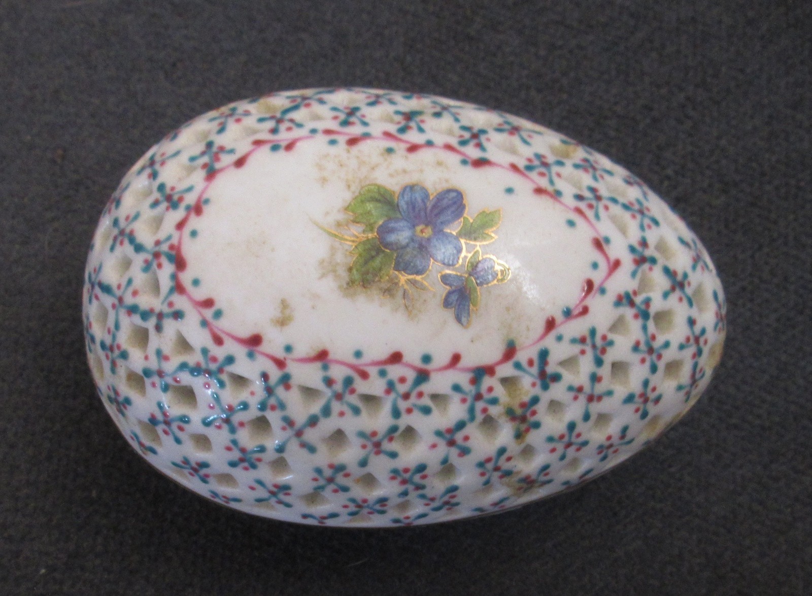 Imperial Porcelain Egg Shaped Trinket Box Hand-painted with Lattice Cutouts