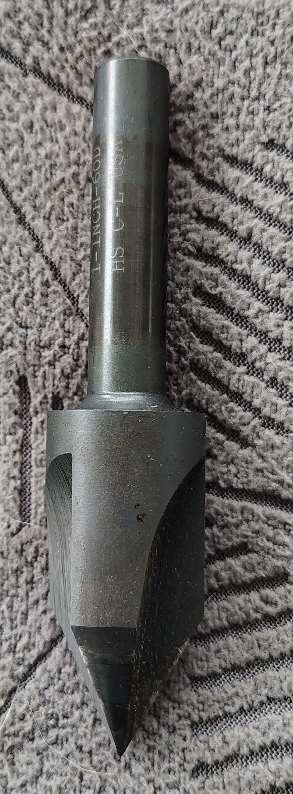 🗽1" 3 FLUTE COUNTERSINK 60 DEGREE HS C-L USA