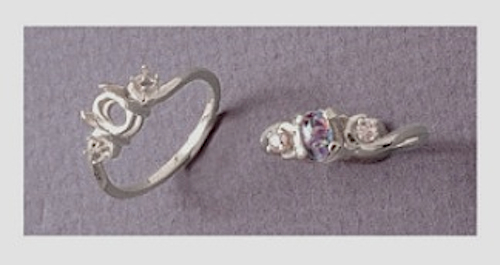 (6x4-8x6mm) Oval Cabochon Sterling Silver Side Accented Ring Setting Size 7