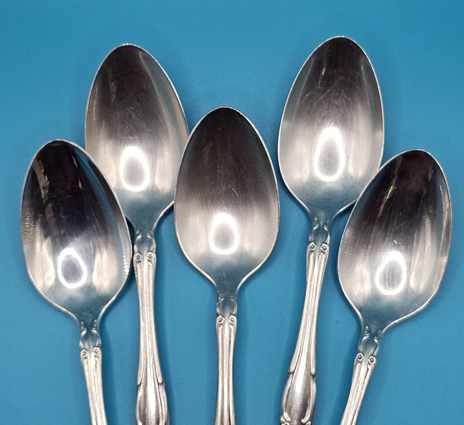 Set of 5 Oneida Community AFFECTION Flatware Teaspoons 6" Silverplate