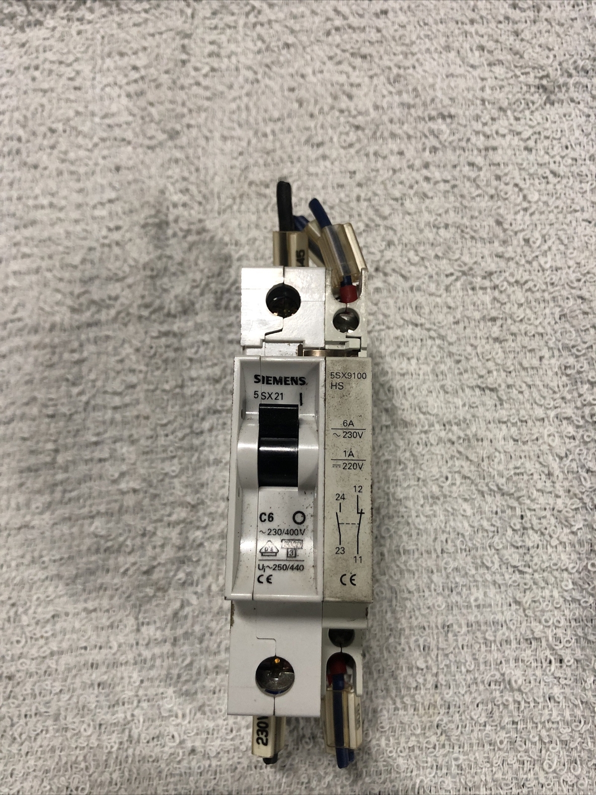 🔥🔥🔥🔥SIEMENS Circuit Breaker Single Pole Hilfsschalter 5SX21 5SX9100 Tested