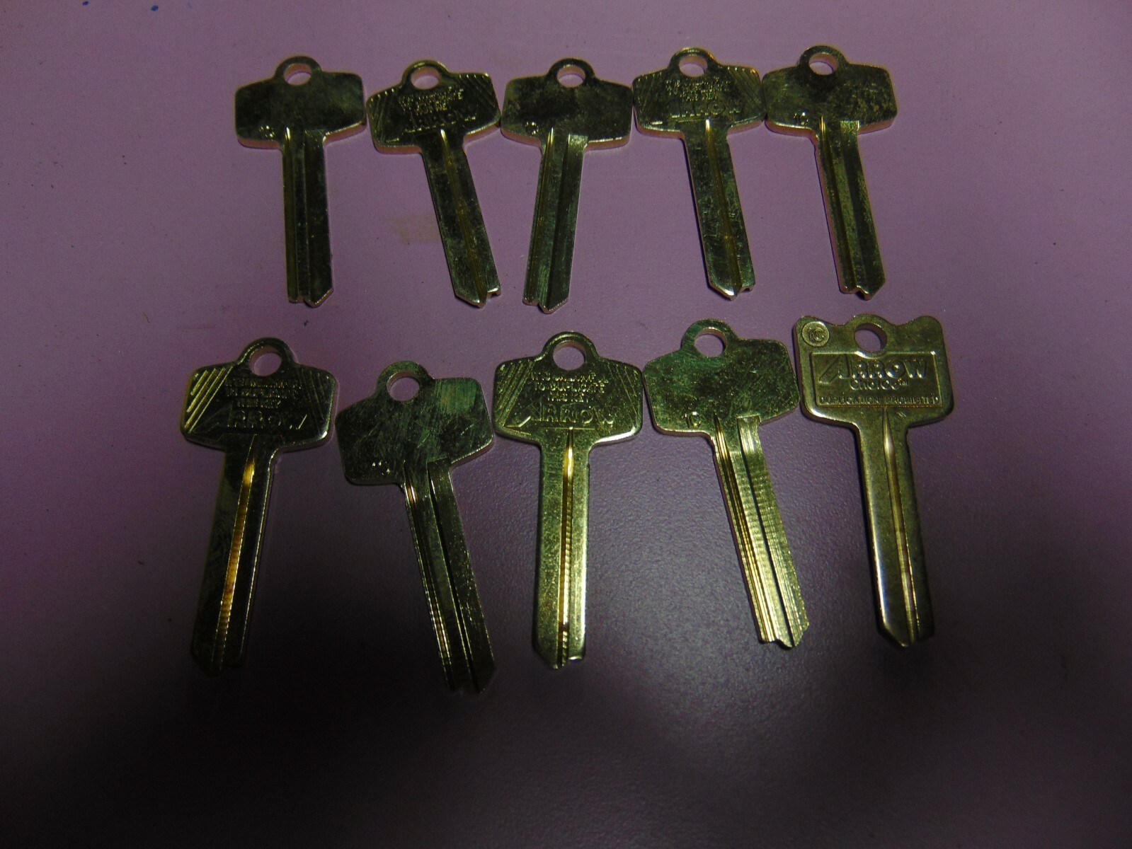 10 - ARROW ORG. 1C KEY BLANKS LOCKSMITH
