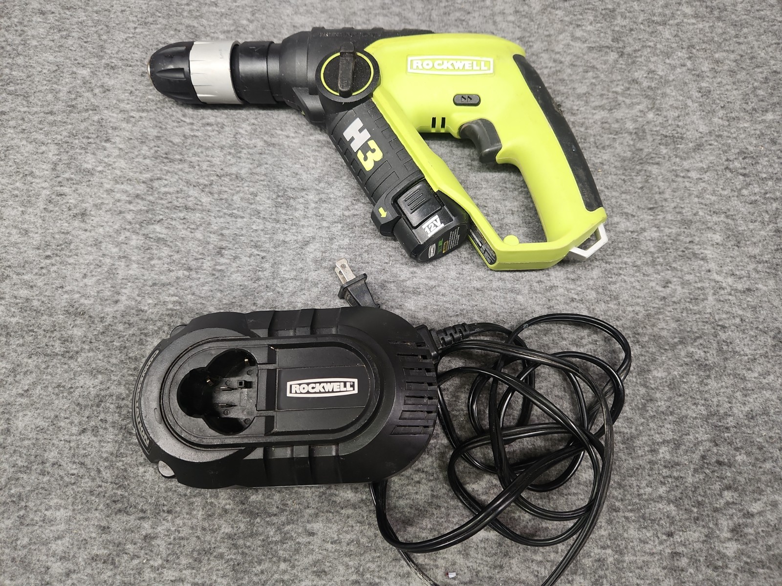 Rockwell  Hammerforce 12V Rotary Hammer Drill with battery and charger RK2513K2