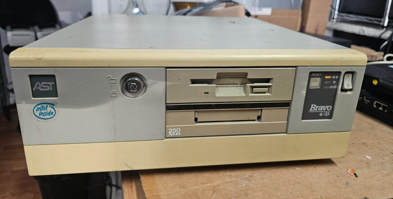 Vintage Retro Gaming AST Bravo LC 4/33 Desktop PC Intel 486 DX 33 CPU 8MB RAM