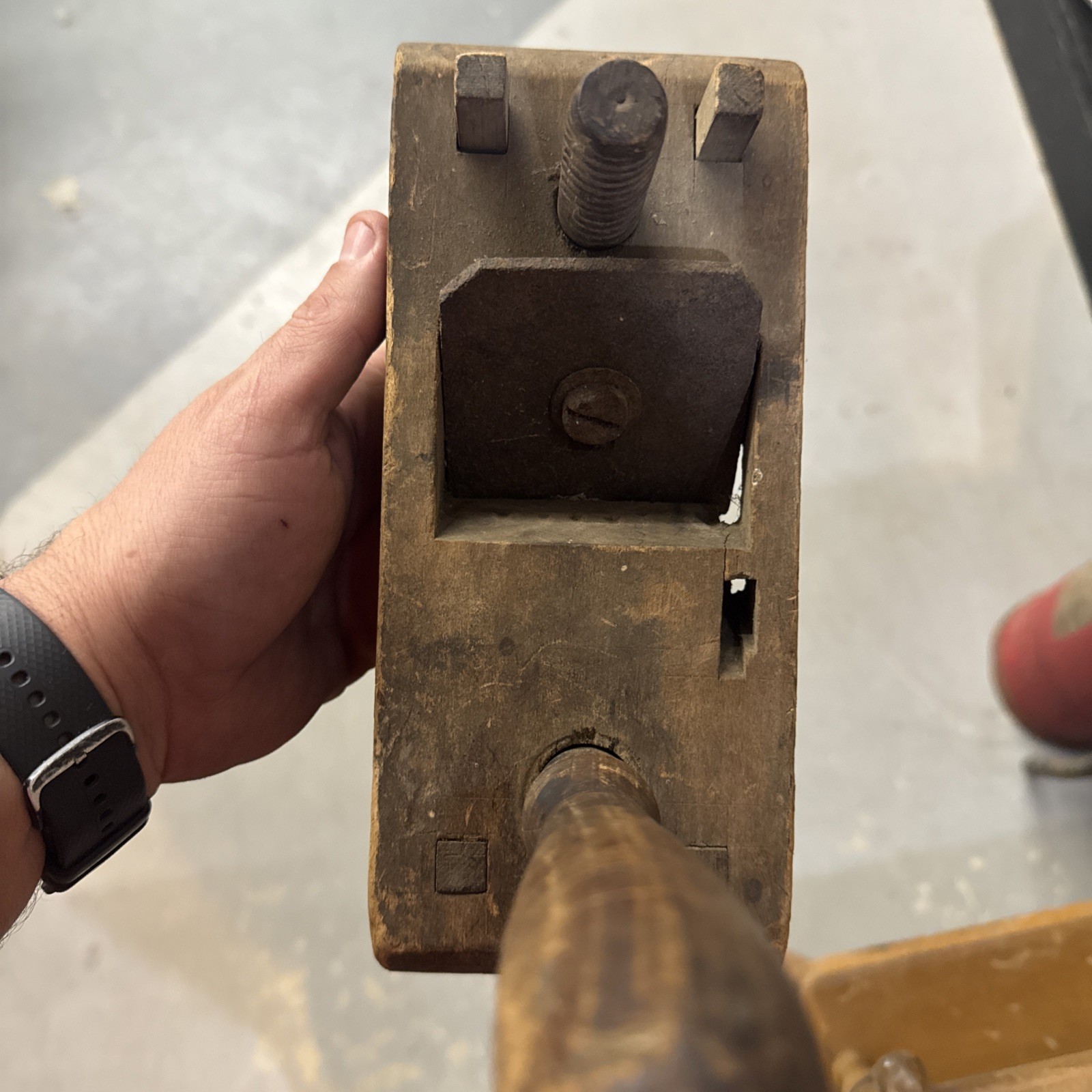 wooden dowel-making plane "witchet" or "widget"