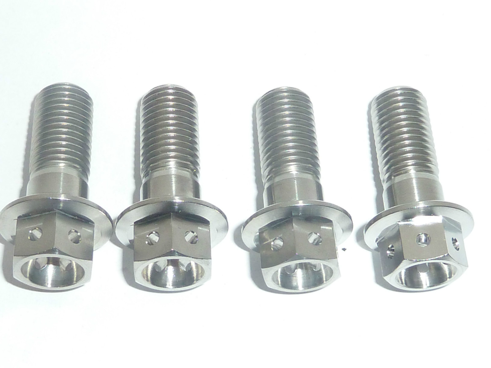 Yamaha YZF R1 1998-2003 FRONT BRAKE CALIPER MOUNT BOLTS TITANIUM HEX RACE