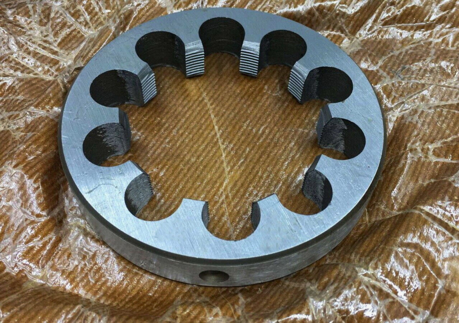 Die M75 x 4mm Metric Right hand Die 75x4.0mm Pitch [M158a]