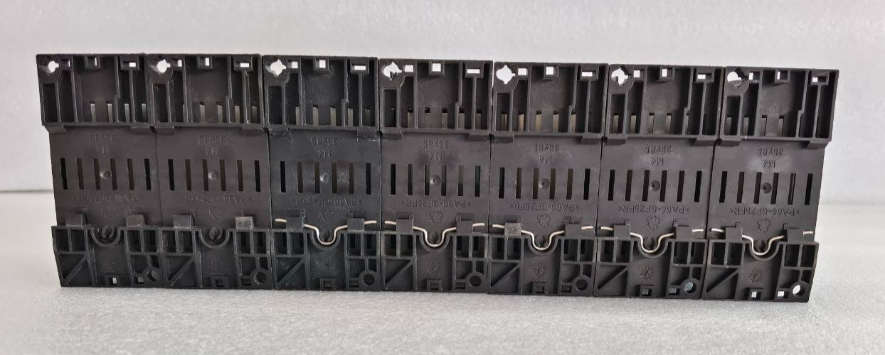 SIEMENS SOLID-STATE RELAY SIRIUS 3RF3405-1BB04 USED