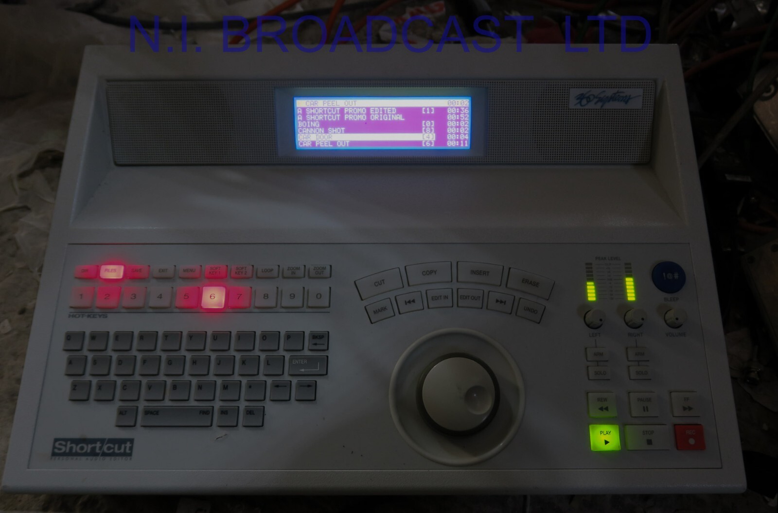 Shortcut 360 audio recorder / player / editor (analog / aes)