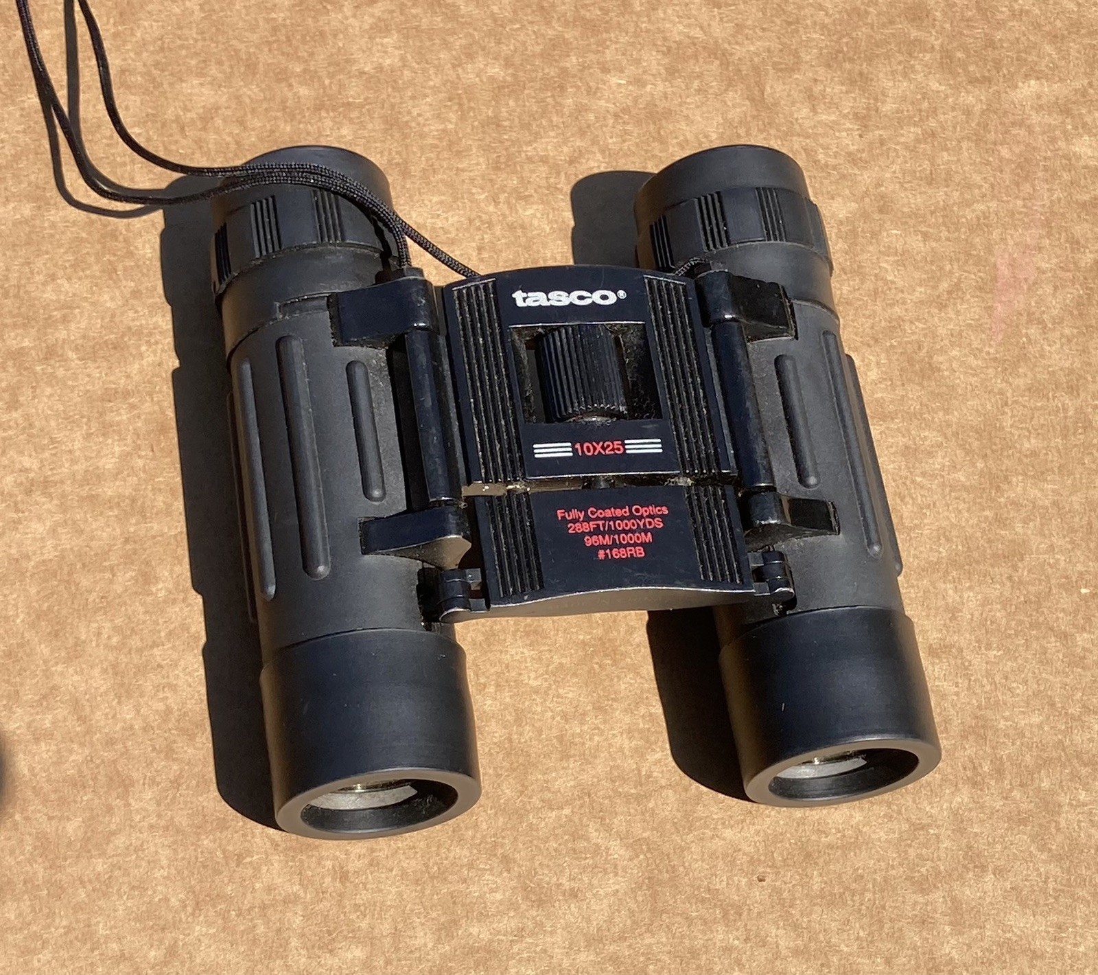 Tasco 10x25 Compact Binoculars Fully Coated Optics Lightweight With Case #168rb