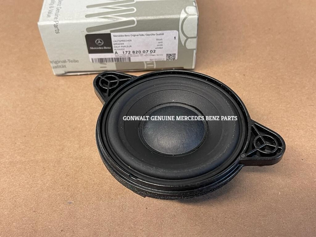Mercedes Benz Genuine GLA250 GLA45 AMG GLA45 AMG Inst Panel Speaker 172820070264