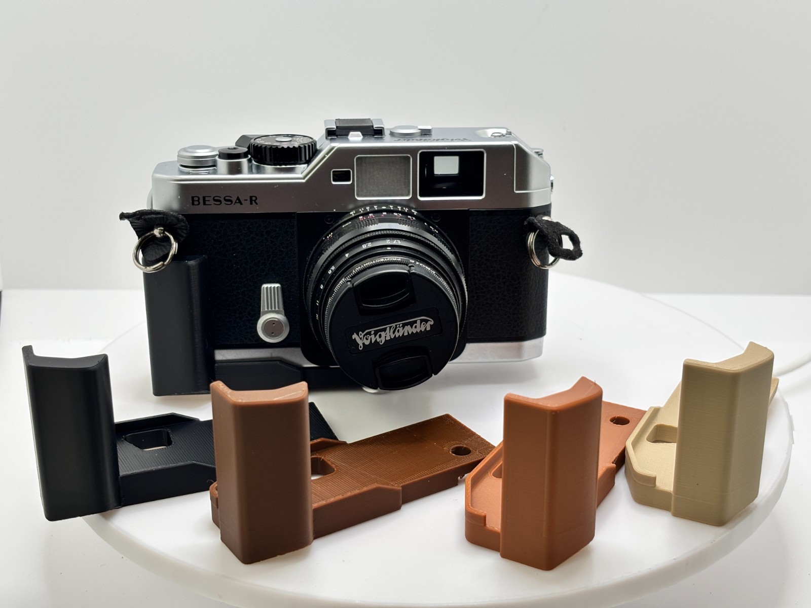 New - Voigtlander Hand Side Grip Bessa R R2 R2M R3M R4M R4A - BLACK Made in USA