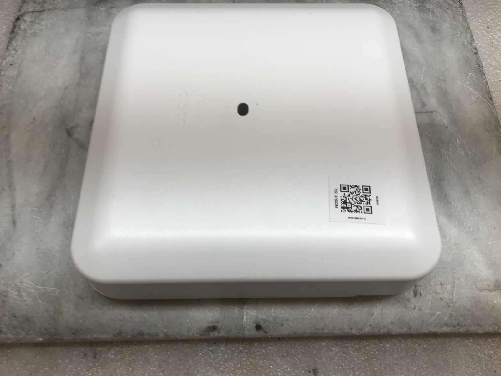 Cisco AIR-AP28021-B-K9 Access Point White with POE and Console - Tested