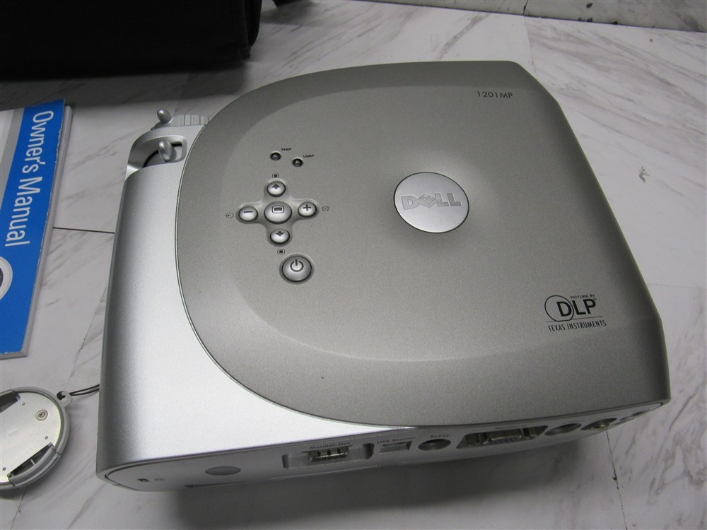 Dell 1201MP Projector 1055 Hours on Lamp Tested & Working - Includes Bag!