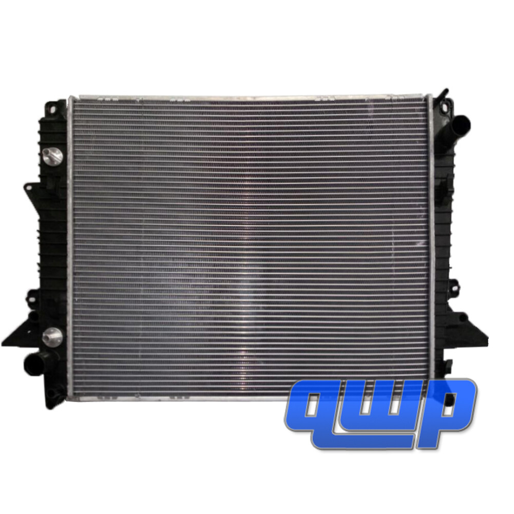 New Radiator For Land Rover Range Rover Sport LR3 LR4 4.4L 5.0L V6 TDI LR021778