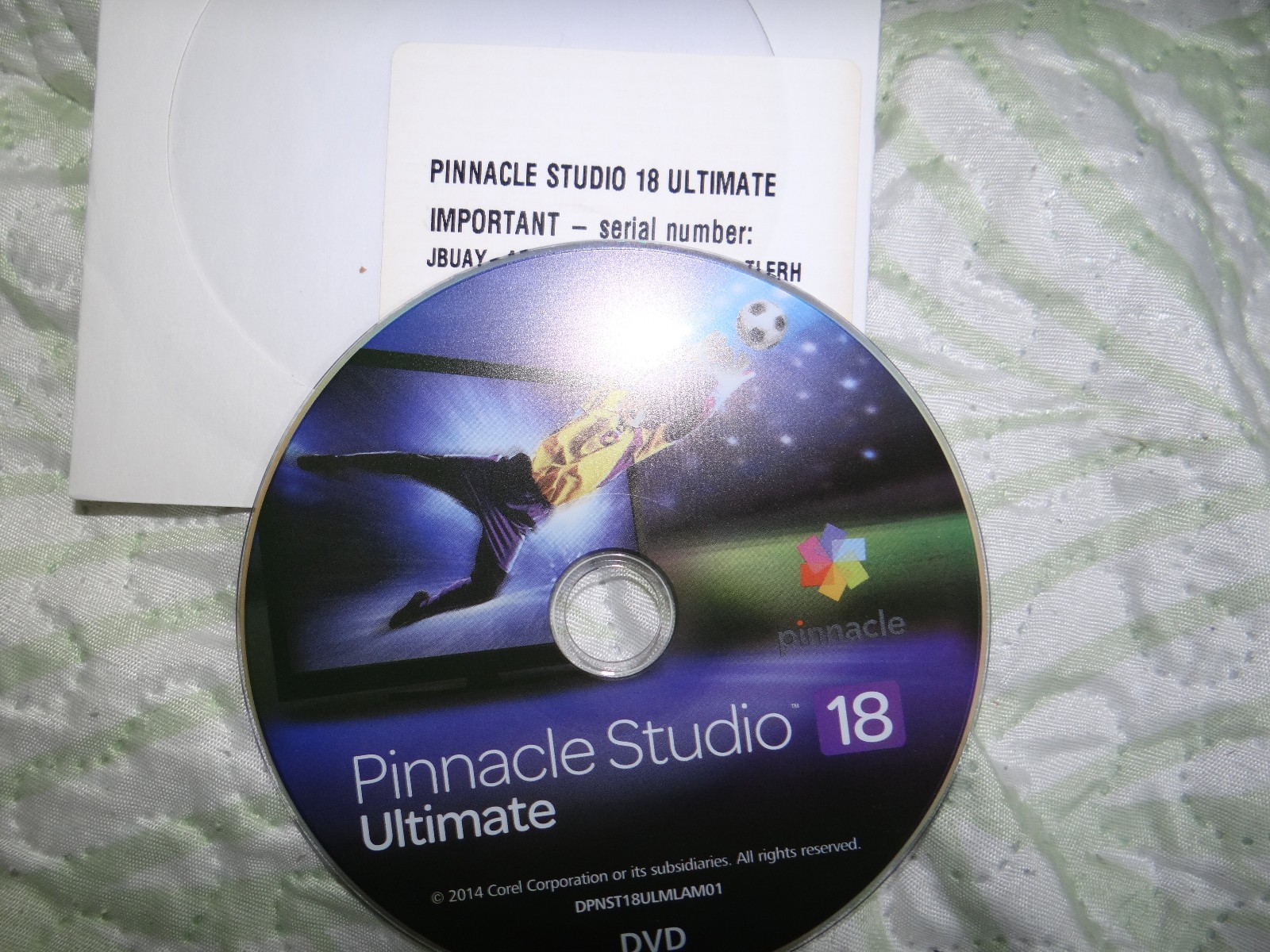 Pinnacle Studio 18 Ultimate - CD with Serial Number
