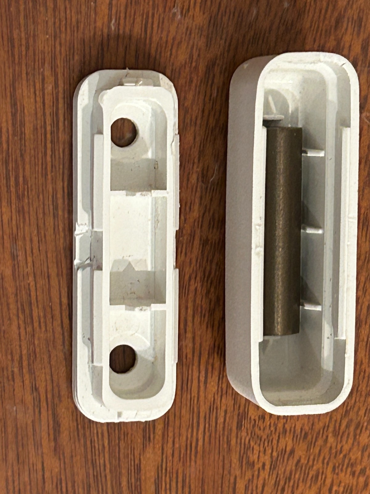 (9) DSC Surface Mount Magnets with hardware New in the Package, 4945 style