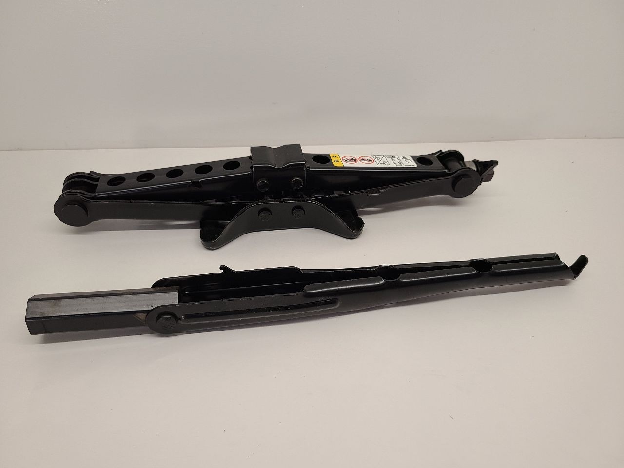 Floor Jack fits 2014 Dodge Avenger Grade A