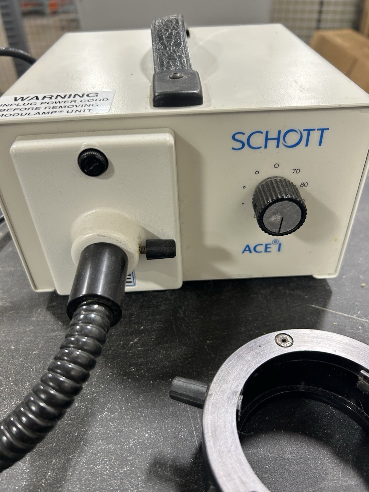 Schott ACE I Fiber Optic Light Source with Gooseneck Attachment