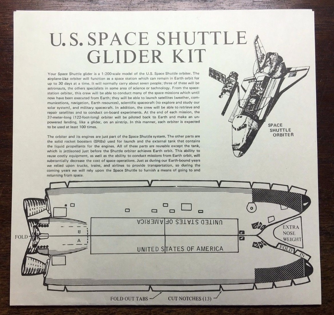 BOEING / SPACE SHUTTLE DIMENSIONAL GLIDER KIT ( CUT-OUT ) UNUSED 1980'S ERA