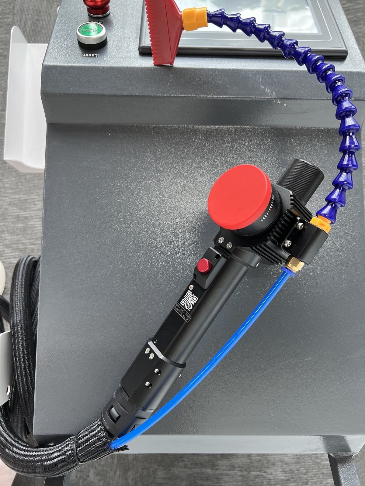 200W JPT Handheld Pulse Laser Cleaning Machine Non-Damage to Basic Materials FDA