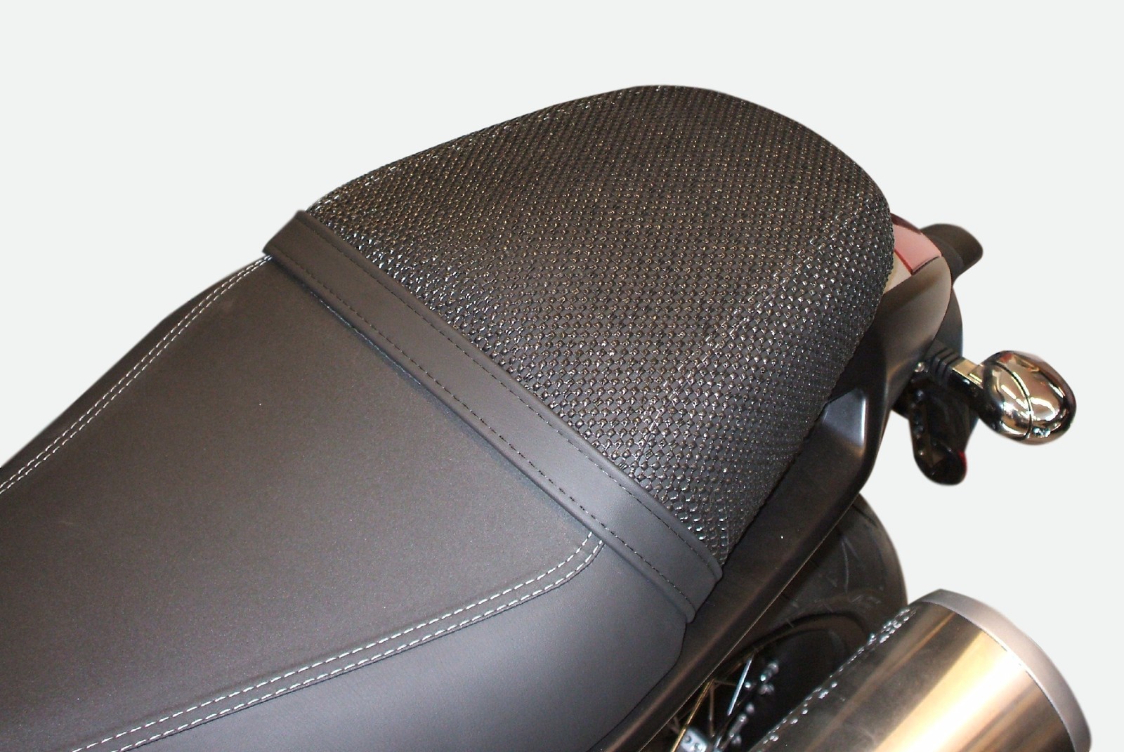 MOTO GUZZI GRISO 2005-2017 TRIBOSEAT ANTI-SLIP PASSENGER SEAT COVER ACCESSORY