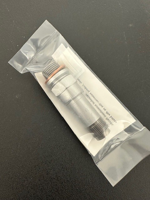 Tempest Aircraft Spark Plug, P/N UREM38E (Reconditioned)