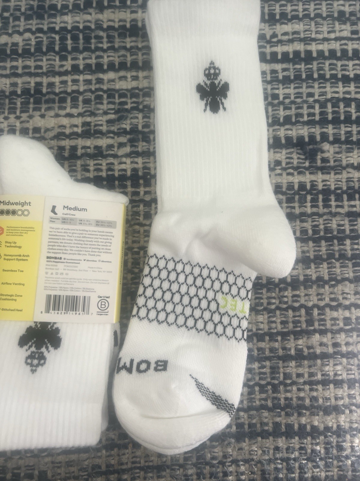 BOMBAS Hex Tec All-Purpose Performance Midweight Calf/ Crew Socks Size M