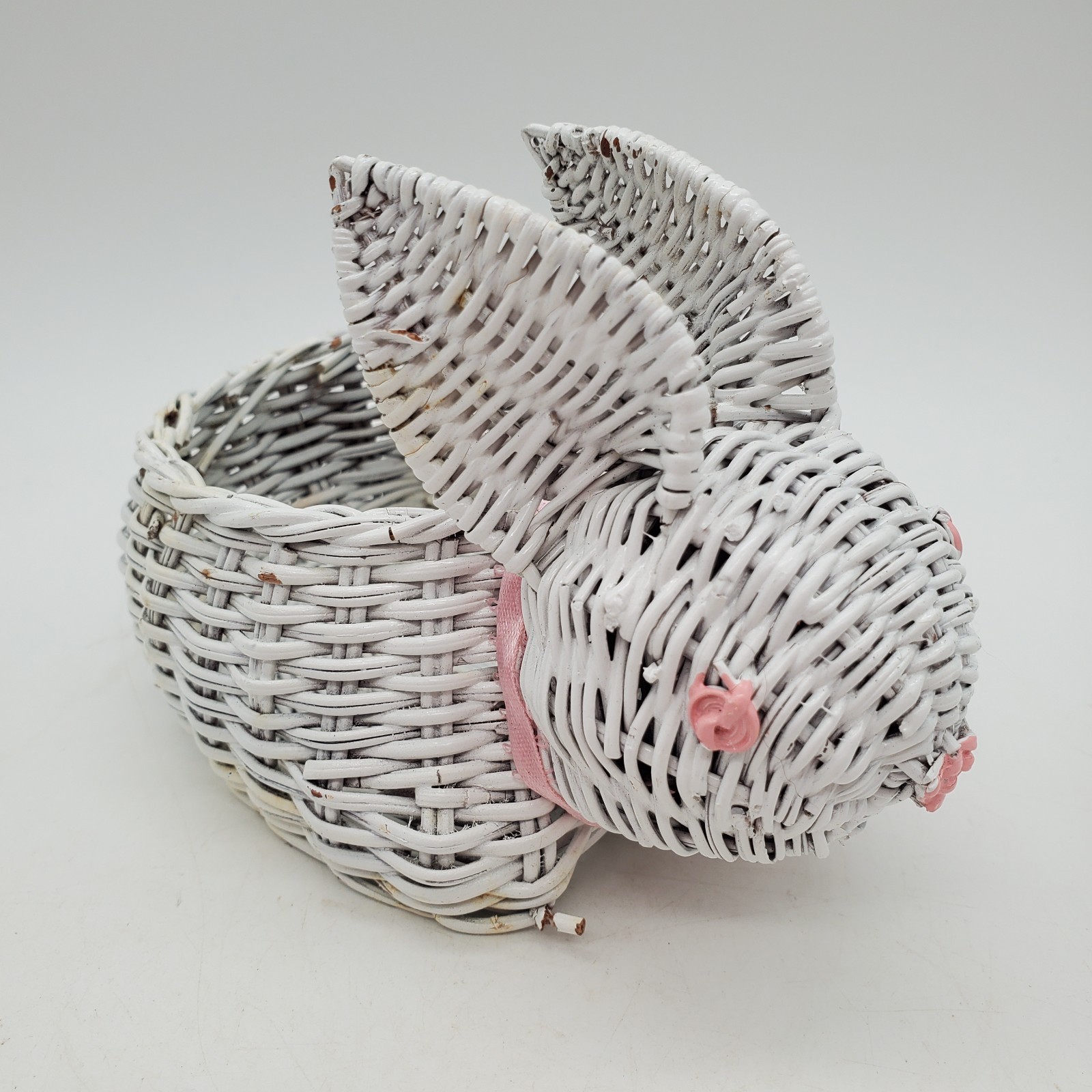 White Wicker Bunny Rabbit Basket  6.5 in x 3.5 inch Inch