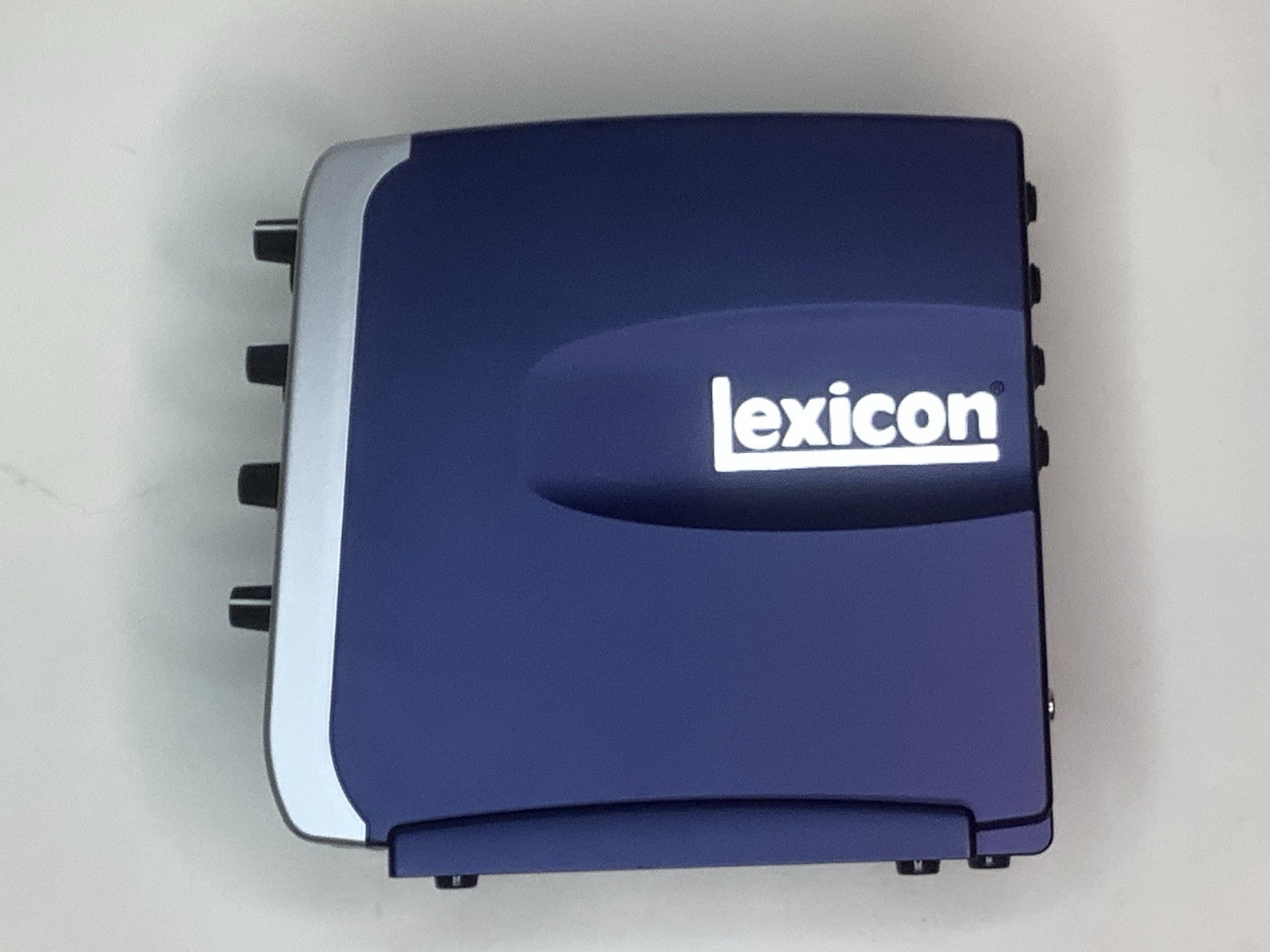 Lexicon Omega USB Audio Interface Desktop, 2 Mic/4 Line, MIDI, S/PDIF , Software